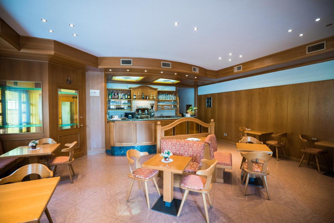 Hotel Rio Кадерцоне Экстерьер фото