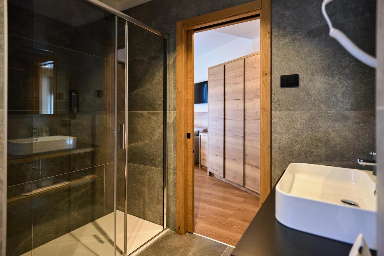 Hotel Rio Кадерцоне Экстерьер фото